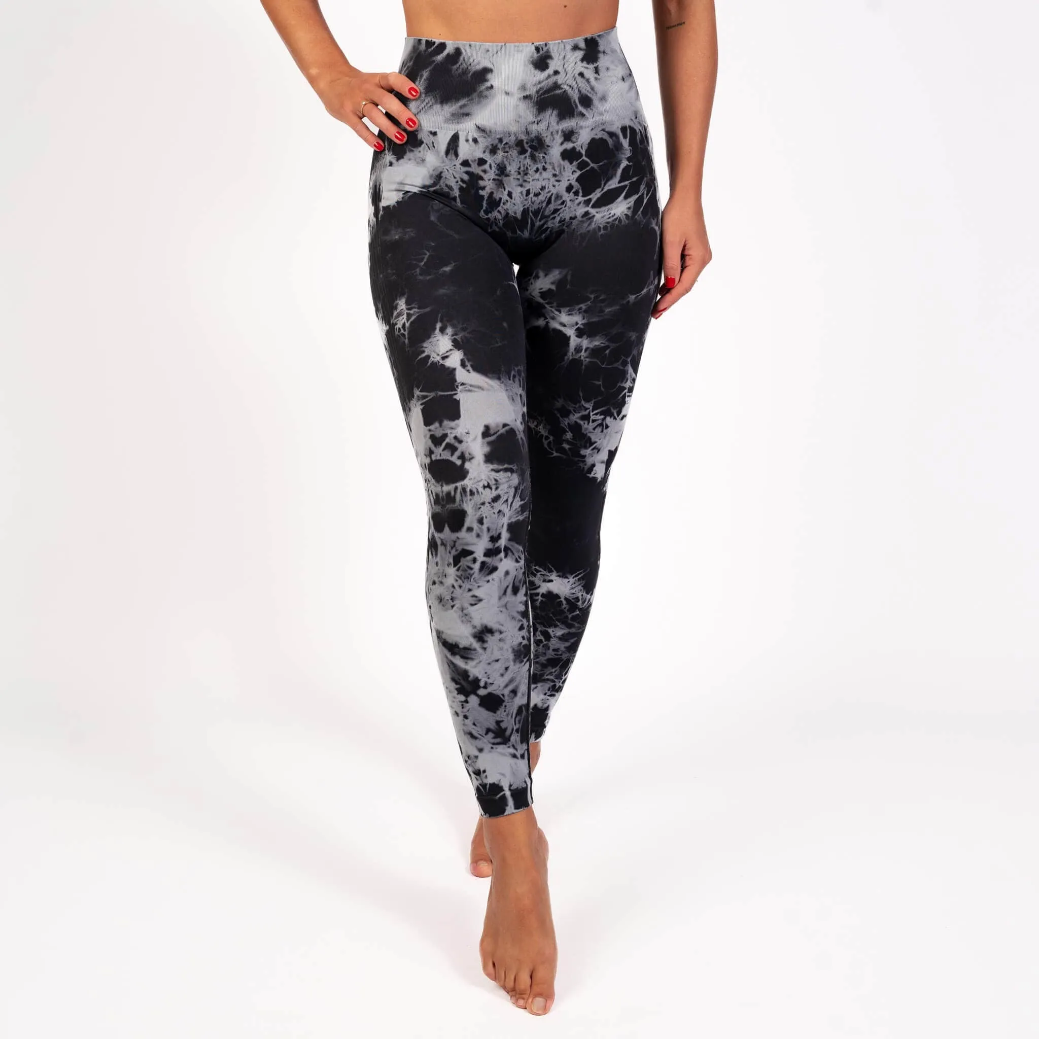 Black Tie Dye Seamless Tights