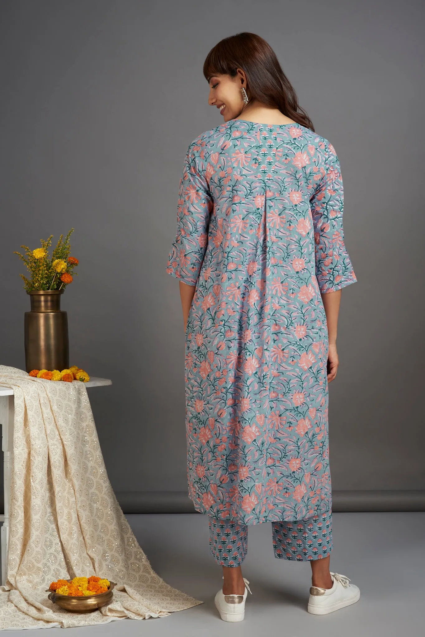 box pleat a-line kurta - moonshine grey & bouquet of flowers