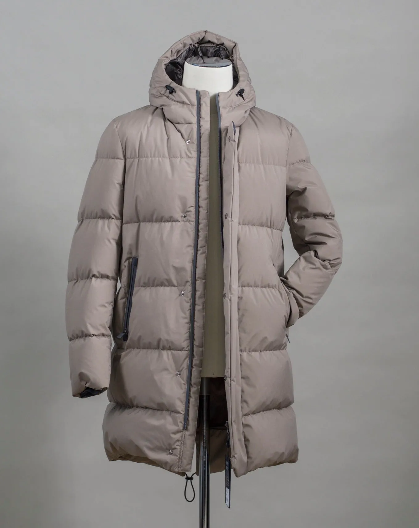 Herno Laminar Down Gore Windstopper Fishtail Parka / Taupe