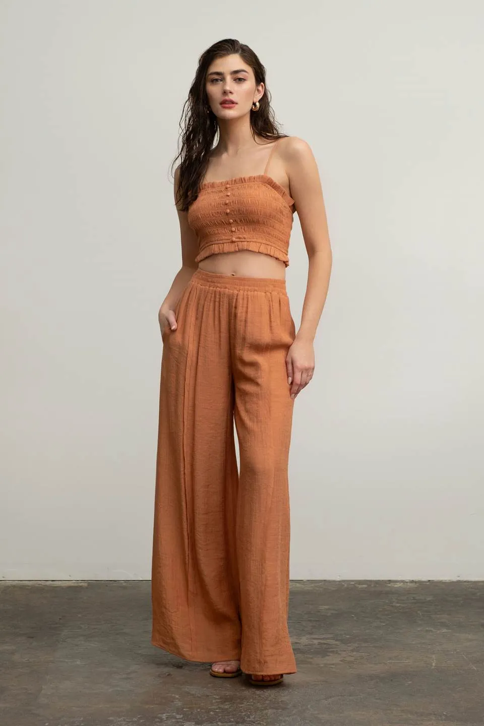 HIGH WAIST WIDE LEG PINTUCK PANTS