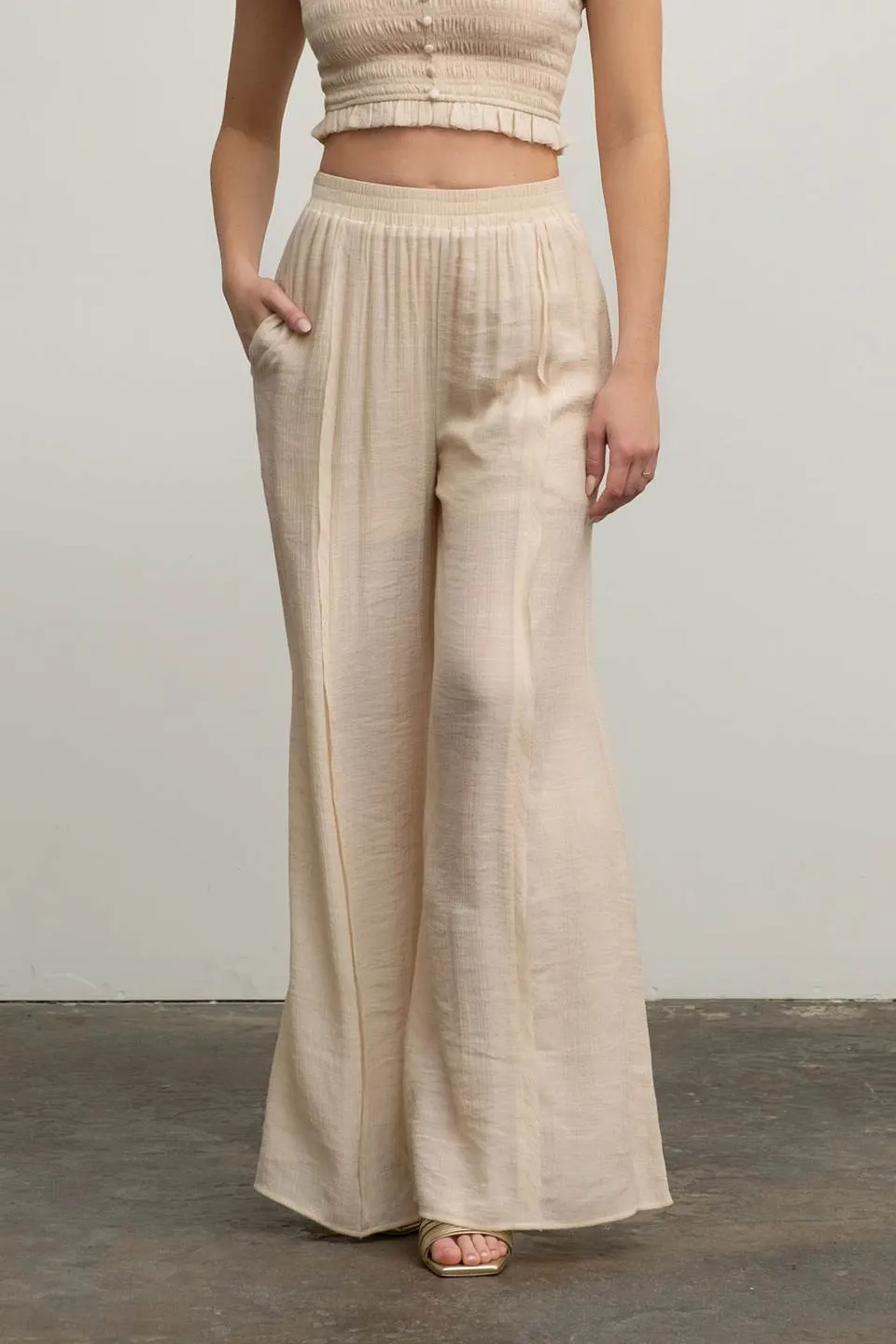 HIGH WAIST WIDE LEG PINTUCK PANTS